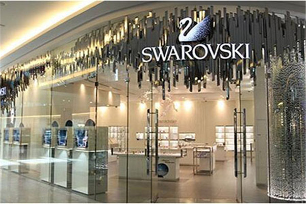 施華洛世奇是水晶嗎 施華洛世奇切割工藝 施華洛世奇是水晶嗎 施華洛世奇切割工藝