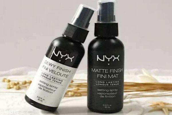 定妝噴霧可以補(bǔ)妝嗎 正確使用定妝噴霧步驟