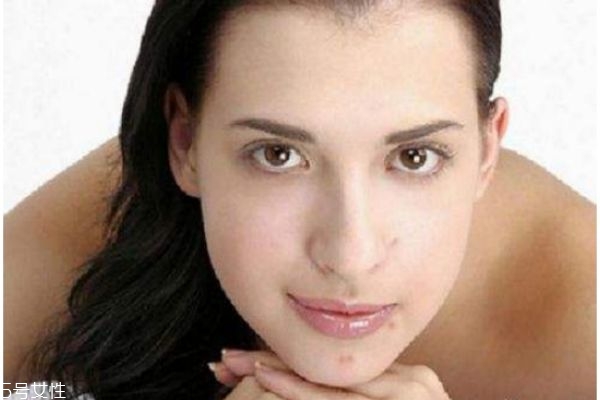 內(nèi)分泌失調(diào)下巴長痘痘怎么調(diào)理 下巴長痘痘消除小妙招 內(nèi)分泌失調(diào)下巴長痘痘怎么調(diào)理 下巴長痘痘消除小妙招