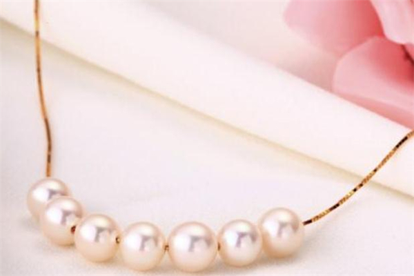 珍珠項(xiàng)鏈可以用超聲波洗嗎 珍珠項(xiàng)鏈用超聲波洗會怎樣 珍珠項(xiàng)鏈可以用超聲波洗嗎 珍珠項(xiàng)鏈用超聲波洗會怎樣