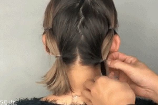 3歲寶寶短發(fā)簡(jiǎn)單編發(fā) 小女孩可愛(ài)發(fā)型 3歲寶寶短發(fā)簡(jiǎn)單編發(fā) 小女孩可愛(ài)發(fā)型