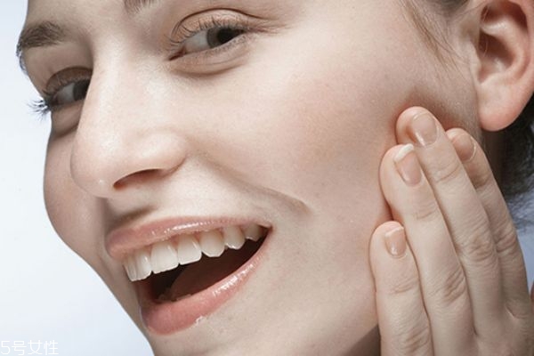 抗皺補水護膚品哪個好 不僅保濕還能抗皺