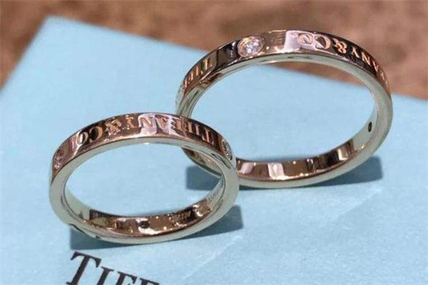 玫瑰金戒指哪個品牌好 玫瑰金戒指什么牌子好 玫瑰金戒指哪個品牌好 玫瑰金戒指什么牌子好
