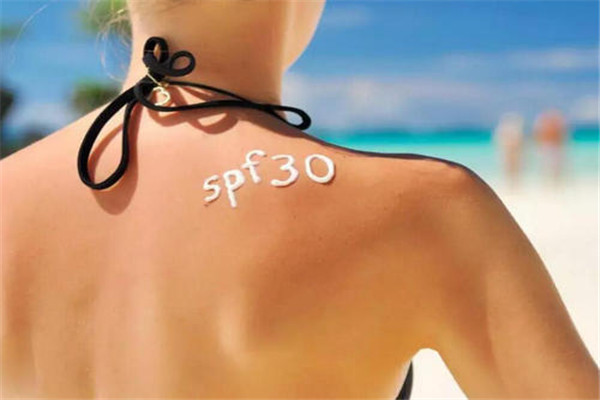 曬傷后一般要幾天脫皮 曬傷后怎么修復(fù) 曬傷后一般要幾天脫皮 曬傷后怎么修復(fù)