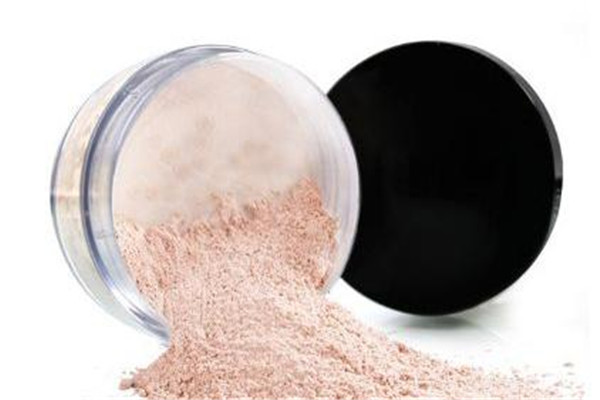 散粉用什么上妝 散粉怎么用 散粉用什么上妝 散粉怎么用