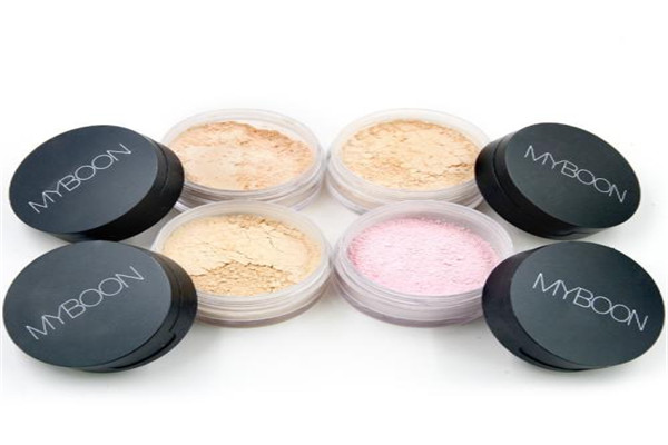 散粉是定妝粉嗎 散粉是什么時(shí)候用 散粉是定妝粉嗎 散粉是什么時(shí)候用