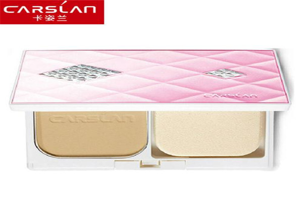 粉餅可以直接當?shù)讑y嗎 粉餅直接當?shù)讑y會卡粉嗎