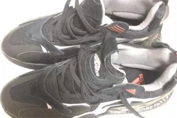 阿迪達(dá)斯zone boost開箱測(cè)評(píng)-zone boost偏小嗎 阿迪達(dá)斯zone boost開箱測(cè)評(píng)-zone boost偏小嗎