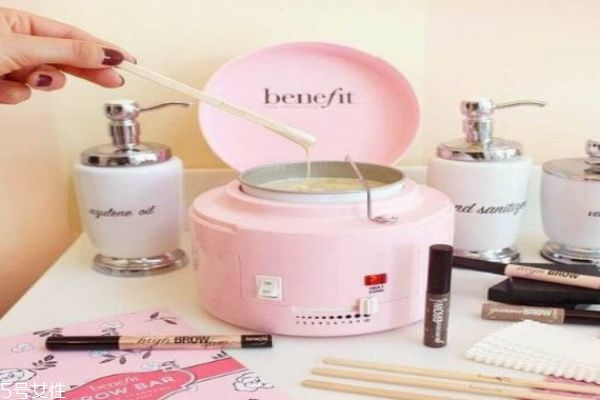 貝玲妃是一個(gè)怎么樣的品牌呢 貝玲妃是哪個(gè)國家的品牌呢