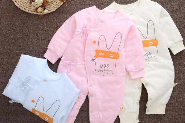 聚酯纖維對嬰兒有害嗎 童裝c類嬰兒能穿嗎 聚酯纖維對嬰兒有害嗎 童裝c類嬰兒能穿嗎