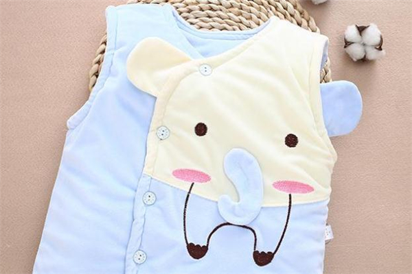 聚酯纖維對嬰兒有害嗎 童裝c類嬰兒能穿嗎 聚酯纖維對嬰兒有害嗎 童裝c類嬰兒能穿嗎