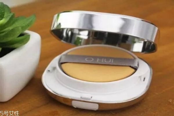 歐惠的完美遮瑕氣墊CC霜怎么樣呢 歐惠的完美遮瑕氣墊CC霜適合什么年齡人群呢 歐惠的完美遮瑕氣墊CC霜怎么樣呢 歐惠的完美遮瑕氣墊CC霜適合什么年齡人群呢