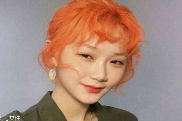 臟橘色發(fā)色適合冬天嗎 臟橘色適合素顏嗎 臟橘色發(fā)色適合冬天嗎 臟橘色適合素顏嗎
