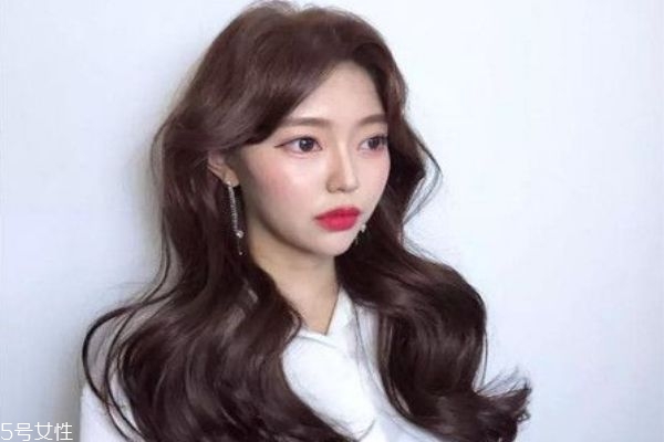 2019秋季染什么顏色好看不顯黃 2019秋季最新流行發(fā)色 2019秋季染什么顏色好看不顯黃 2019秋季最新流行發(fā)色