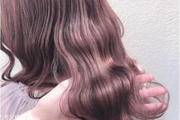 2019秋季染什么顏色好看不顯黃 2019秋季最新流行發(fā)色 2019秋季染什么顏色好看不顯黃 2019秋季最新流行發(fā)色