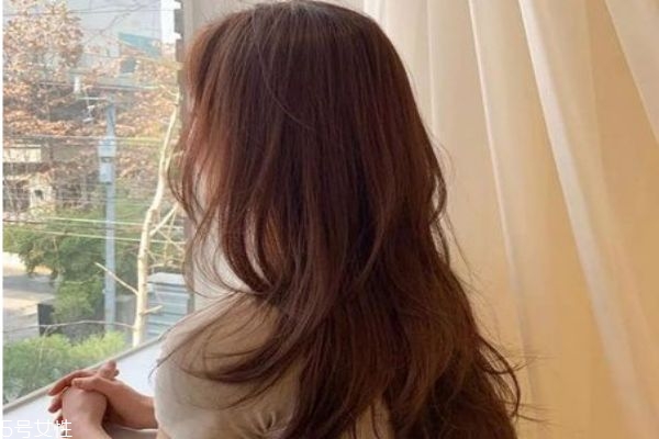 2019秋季染什么顏色好看不顯黃 2019秋季最新流行發(fā)色 2019秋季染什么顏色好看不顯黃 2019秋季最新流行發(fā)色