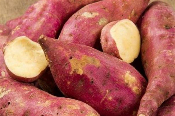 紅薯發(fā)霉了切掉能吃嗎 紅薯發(fā)霉有什么危害 紅薯發(fā)霉了切掉能吃嗎 紅薯發(fā)霉有什么危害