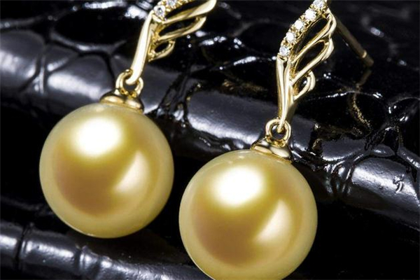 金珍珠是天然的嗎 金珍珠是怎么形成的 金珍珠是天然的嗎 金珍珠是怎么形成的
