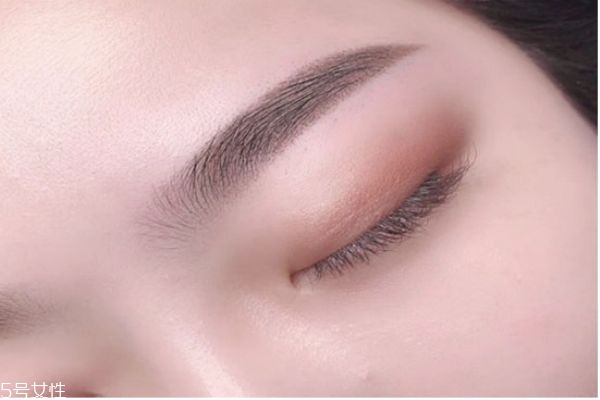 紋眉多久能擦bb霜 紋眉后的注意事項(xiàng) 紋眉多久能擦bb霜 紋眉后的注意事項(xiàng)
