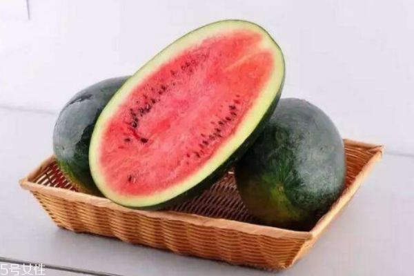 什么是黑美人瓜呢 黑美人瓜有什么作用呢 什么是黑美人瓜呢 黑美人瓜有什么作用呢