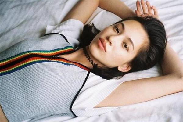 unif是美國(guó)的嗎 unif衣服多少錢(qián)