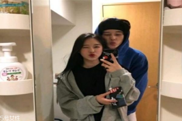 女孩談戀愛(ài)之后的幾個(gè)變化 女生戀愛(ài)后的變化