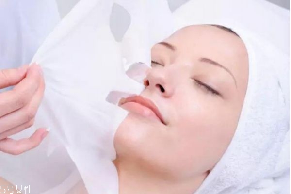 面膜幾天敷一次比較好 敷面膜切記五大誤區(qū) 面膜幾天敷一次比較好 敷面膜切記五大誤區(qū)
