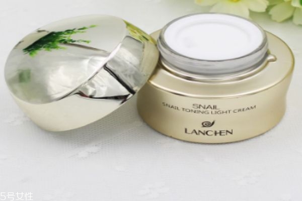 藍秀明星系列產(chǎn)品有什么呢 為藍秀待遇的明星有哪些 藍秀明星系列產(chǎn)品有什么呢 為藍秀待遇的明星有哪些