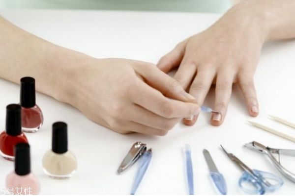 指甲油脫落怎么辦 怎么防止指甲油脫落