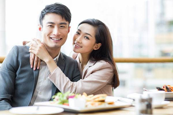 和鳳凰男談戀愛(ài)應(yīng)該怎么辦 鳳凰男適合做男朋友嗎 和鳳凰男談戀愛(ài)應(yīng)該怎么辦 鳳凰男適合做男朋友嗎