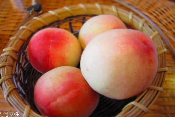 水蜜桃有什么營養(yǎng)價值呢 吃水蜜桃有什么好處呢 水蜜桃有什么營養(yǎng)價值呢 吃水蜜桃有什么好處呢