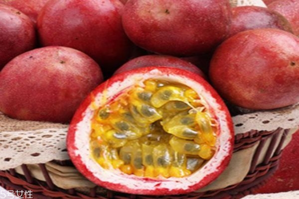 吃雞蛋果有什么注意嗎 什么人群不能吃雞蛋果呢 吃雞蛋果有什么注意嗎 什么人群不能吃雞蛋果呢