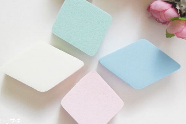 粉撲有哪些種類 粉撲有哪些作用 粉撲有哪些種類 粉撲有哪些作用