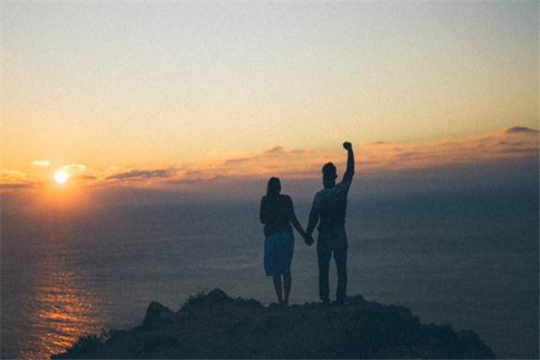 怎么追性格強勢的女生 喜歡上很強勢的女生怎么追 怎么追性格強勢的女生 喜歡上很強勢的女生怎么追