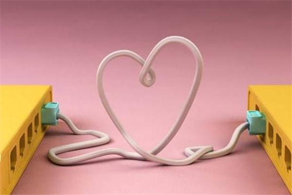 網(wǎng)戀第一次見(jiàn)面應(yīng)該注意什么 網(wǎng)戀多久見(jiàn)面合適 網(wǎng)戀第一次見(jiàn)面應(yīng)該注意什么 網(wǎng)戀多久見(jiàn)面合適