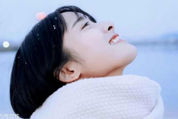 網(wǎng)戀撩妹技巧 為什么網(wǎng)戀也能產(chǎn)生感情 網(wǎng)戀撩妹技巧 為什么網(wǎng)戀也能產(chǎn)生感情