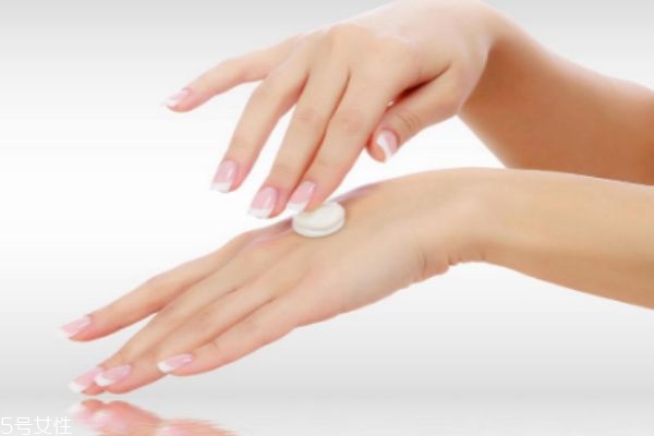 愛泊麗適合什么年齡人群呢 愛泊麗的明星產(chǎn)品有什么呢 愛泊麗適合什么年齡人群呢 愛泊麗的明星產(chǎn)品有什么呢