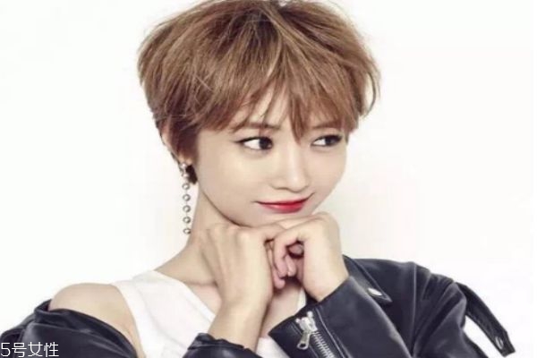 紋理燙短發(fā)怎么打理 2019紋理燙多少錢 紋理燙短發(fā)怎么打理 2019紋理燙多少錢