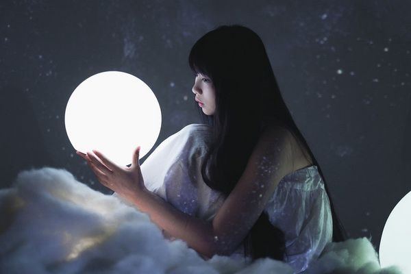 戀愛(ài)要小心翼翼嗎 小心翼翼的戀愛(ài)是怎樣的