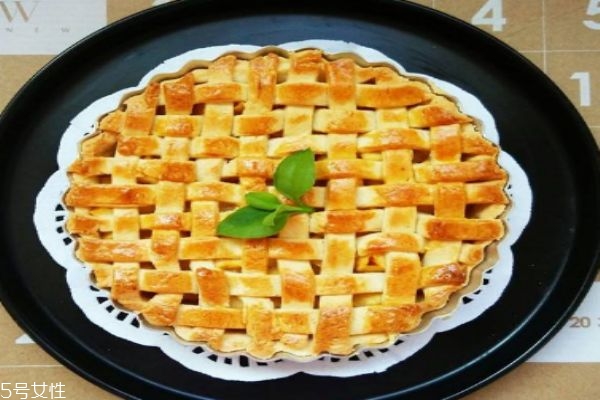 什么是蘋(píng)果派呢 蘋(píng)果派是怎么做的呢