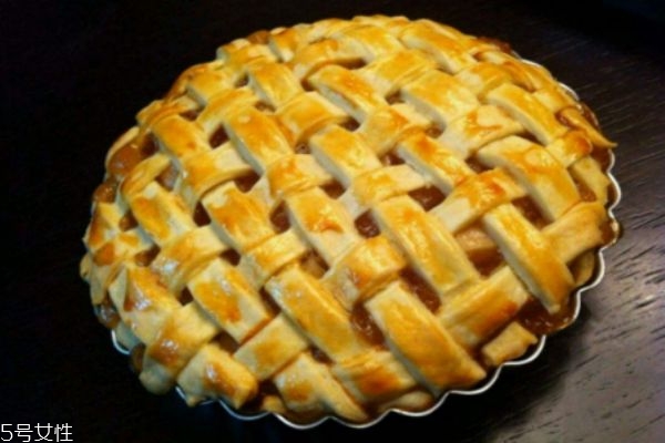 什么是蘋(píng)果派呢 蘋(píng)果派是怎么做的呢