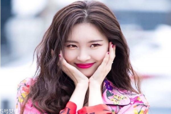 玻尿酸打下巴疼嗎 玻尿酸打下巴可以捏嗎 玻尿酸打下巴疼嗎 玻尿酸打下巴可以捏嗎