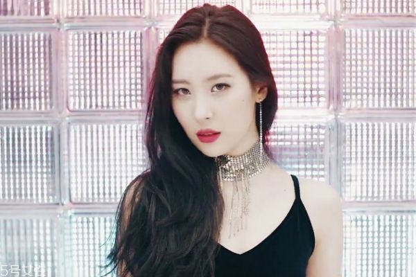 男生追女生時(shí)可以聊什么 男生追女生時(shí)聊天話(huà)題