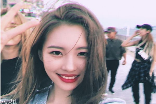 男生追女生時(shí)可以聊什么 男生追女生時(shí)聊天話(huà)題