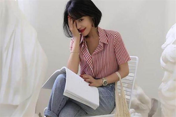 短發(fā)女生適合穿什么衣服 短發(fā)女生穿搭建議 短發(fā)女生適合穿什么衣服 短發(fā)女生穿搭建議