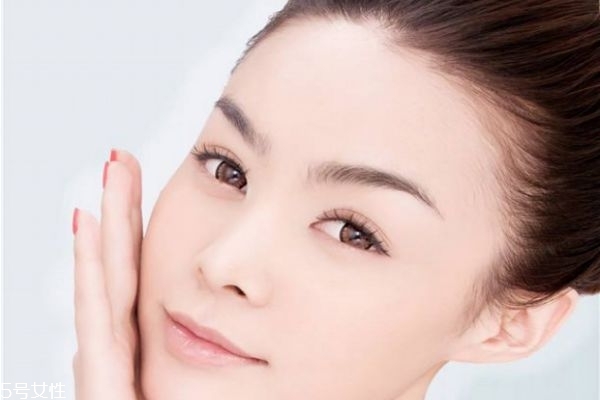 太陽(yáng)曬斑怎么去除 怎么去除曬斑