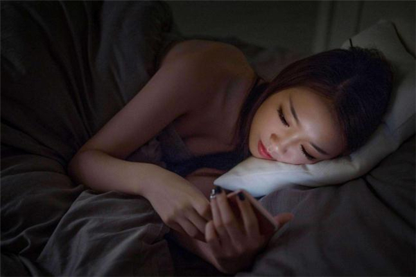 經(jīng)常熬夜可以瘦身嗎 熬夜吃什么補身體