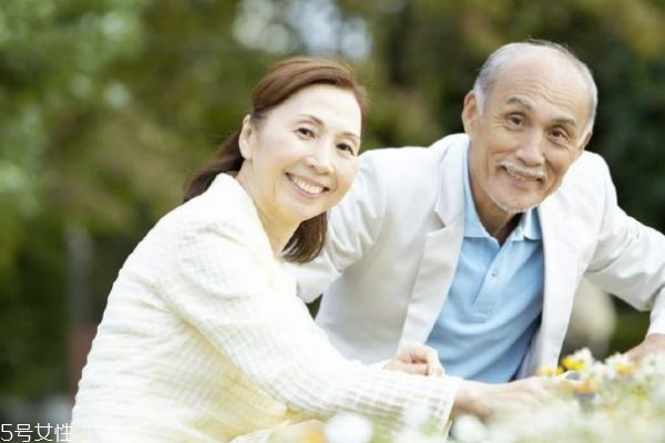 如何維護(hù)婚姻關(guān)系 夫妻增進(jìn)感情的小技巧 如何維護(hù)婚姻關(guān)系 夫妻增進(jìn)感情的小技巧