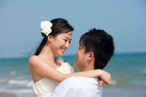 女孩子不會(huì)撒嬌怎么辦 女孩怎樣在男友前撒嬌 女孩子不會(huì)撒嬌怎么辦 女孩怎樣在男友前撒嬌