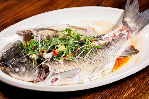 魚刺怎么剔除 魚刺剔除容易嗎 魚刺怎么剔除 魚刺剔除容易嗎